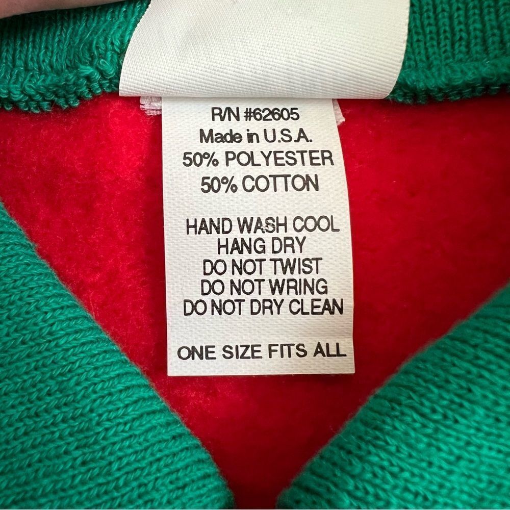 Vintage  Made in USA Hand Painted Beary Christmas Holiday Sweatshirt SZ OSFA - Picture 10 of 12